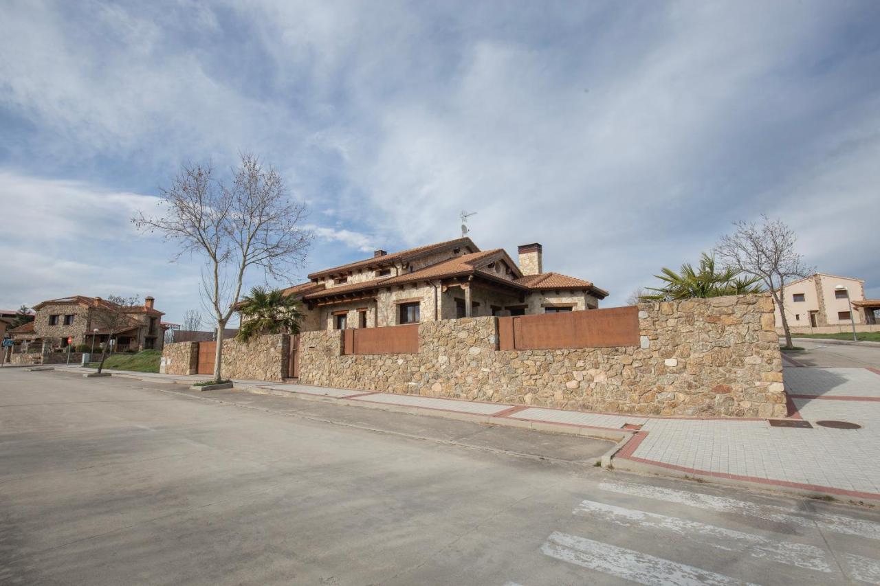 Casa Rural La Nava De Tizneros 外观 照片